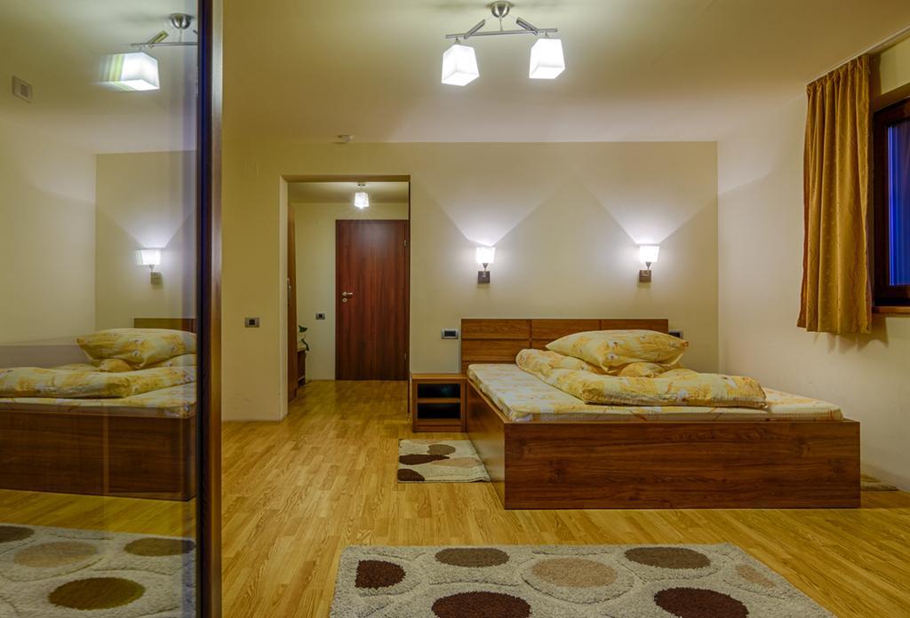 Panorama Pietrei Craiului Otel Zărneşti Dış mekan fotoğraf