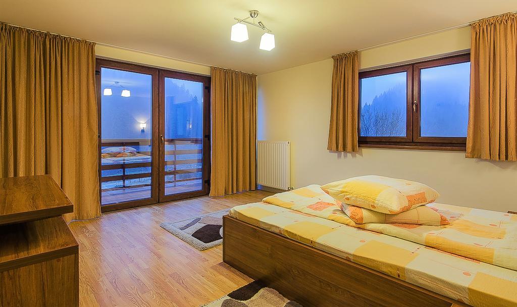 Panorama Pietrei Craiului Otel Zărneşti Dış mekan fotoğraf